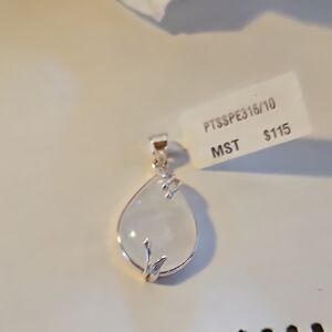 Elegant Silver Teardrop Pendant